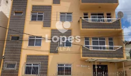 Amplo Espaço Familiar: Cobertura de 3 Dormitórios com Terraço e 4 Vagas de Garagem