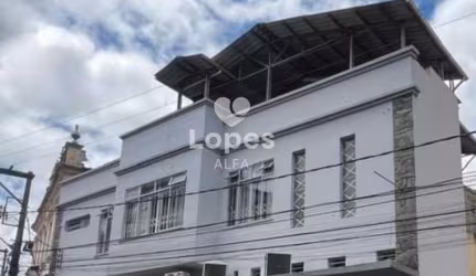 Excelente Oportunidade de Investimento - Imóvel Comercial e Residencial no Centro de Barbacena