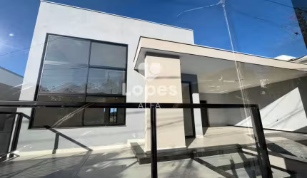 Casa Nova à Venda em Condomínio – Pronta para Morar!