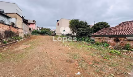 Ótimo lote à venda no bairro São José – 674m² em excelente localização!