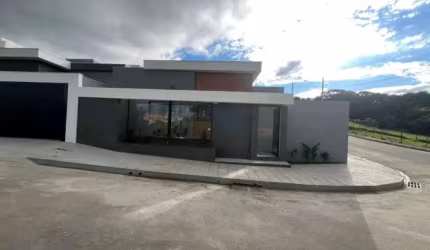 Conforto, Localização e Tranquilidade: A Casa Perfeita para Você!