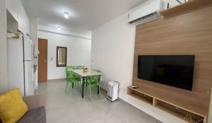 APARTAMENTO COM 01 SUITE E VARANDA GOURMET NA PRAIA GRANDE EM UBATUBA.