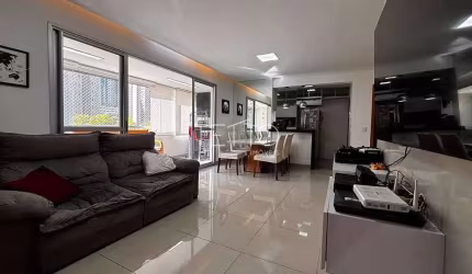 Apartamento de 3 quartos, sendo 1 suíte e 1 lavabo. Condomínio com lazer extraordinário! Vila da Se