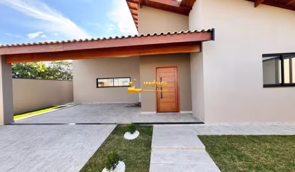 Casa em condomínio fechado com 3 quartos à venda no Jardim Serrano, São Pedro  por R$ 790.000