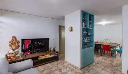 Casa térrea de 285 m² em terreno com 456 m², no Setor Marista.