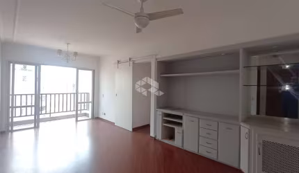 Apartamento na Água Fria com 2 dormitórios e 1 vaga