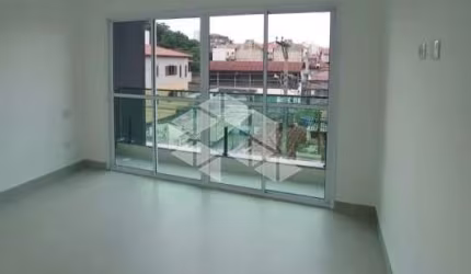 Sobrado na Parada Inglesa com 3 dormitórios e 2 vagas de garagem