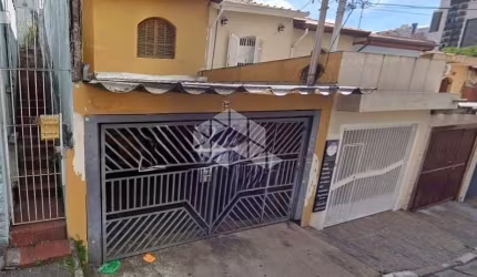 Sobrado na Parada Inglesa com 3 dormitórios e 2 vagas