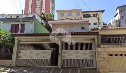 Sobrado com 4 Quartos e 5 banheiros à Venda, 152 m²