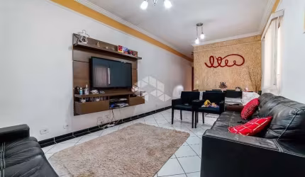 Sobrado na Vila Mazzei com 3 dormitórios e 2 vagas de garagem