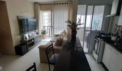 Apartamento na Vila Gustavo com 2 dormitórios e 1 vaga de garagem