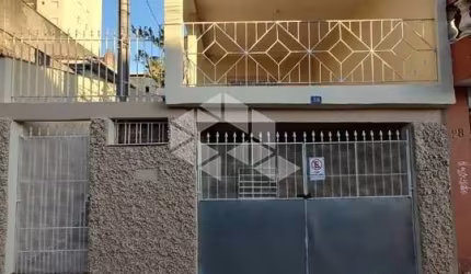 Casa no Lauzane Paulista com 2 dormitórios e 1 vaga de garagem