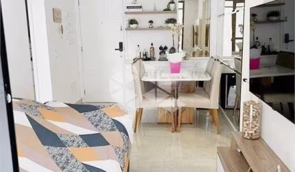 Apartamento na Vila Prudente com 2 dormitórios e 1 vaga de garagem