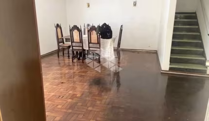 Casa com 3 dormitórios e 3 vagas na Parada Inglesa