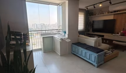 Apartamento na Vila Maria com 3 dormitórios e 1 vaga de garagem.