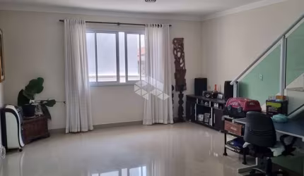 Vendo casa em condominio fechado-Rua Malie Brenner-Vila Dom Pedro II-ZN