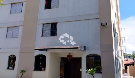 Apartamento à venda com 2 dormitórios, 1 vaga coberta e ótima localização - Pronto para morar!