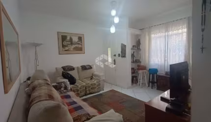 Sobrado em Santana com 4 dormitórios e 1 vaga de garagem