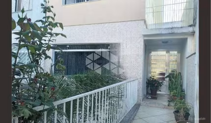 Sobrado à venda na Água Fria com 3 dormitórios (1 suíte), 4 vagas e espaço gourmet - Amplo, funcional e excelente localização