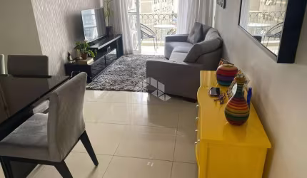 Apartamento à venda em na Vila Ester, com 96m2, 3 quartos, 1 suíte, 2 vagas de garagem.