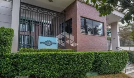 Apartamento à venda na Santa Teresinha com 210m², 3 quartos, sendo 3 suítes, 4 vagas de garagem.