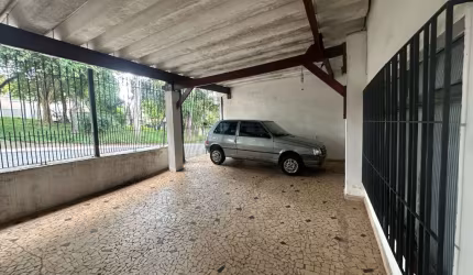 Casa 03 Quartos 01 Suíte 04 Vagas na Cidade Dutra
