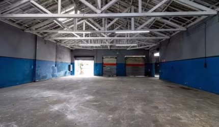 Galpão Comercial 484m²  a poucos metros do metrô sacomã