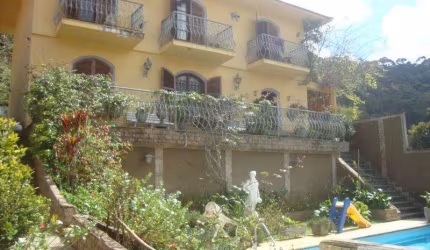Casa para Venda em Teresópolis, Vale do Paraíso, 3 dormitórios, 1 suíte, 3 banheiros, 2 vagas