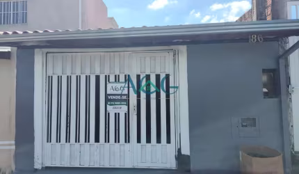 Casa com 2 quartos à venda na Rua Anita Mafalti, 1, Jardim Amanda I, Hortolândia por R$ 220.000