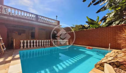 Casa com piscina e 3 quartos à venda no Campo Grande, Santos codigo: 63642