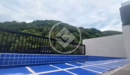 Casa nova com piscina em Villagio. codigo: 105279