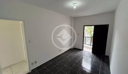 Apartamento à venda, 176 m2, 3 quartos, 1 suíte e varanda, em área nobre de Santos, no bairro Campo Grande. codigo: 88271
