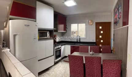 Casa com 2 quartos à venda na Avenida Araucária, 761, Parque Oratório, Santo André, 130 m2 por R$ 670.000