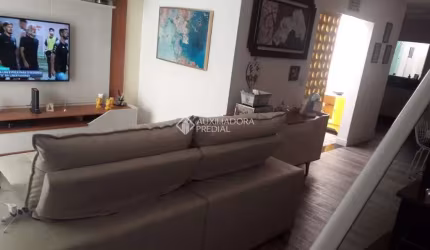 Casa em condomínio fechado com 3 quartos à venda na Rua Pirassununga, 208, Vila Valparaíso, Santo André, 194 m2 por R$ 1.040.000