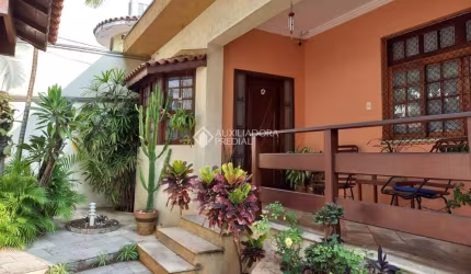 Casa com 3 quartos à venda na Alameda São Caetano, 1030, Santa Maria, São Caetano do Sul, 306 m2 por R$ 2.000.000