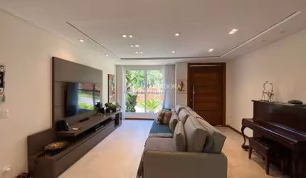 Casa em condomínio fechado com 4 quartos à venda na Rua Omar Daibert, 1, Swiss Park, São Bernardo do Campo, 370 m2 por R$ 3.700.000