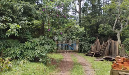 Fazenda à venda na Rogério Bento Mendes, 20, Jardim Mar Lune, São Paulo, 450 m2 por R$ 1.650.000