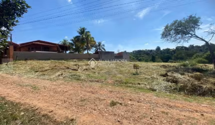 Terreno à venda na Rua Sabia, 1, Chácara dos Pinhais, Boituva, 5900 m2 por R$ 390.000