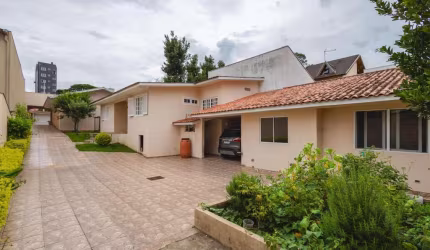 Casa para Venda em Curitiba, Portão, 3 dormitórios, 2 suítes, 3 banheiros, 10 vagas