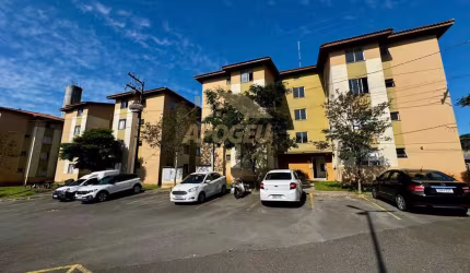 Apartamento para Venda em São José dos Pinhais, Colônia Rio Grande, 2 dormitórios, 1 banheiro, 1 vaga