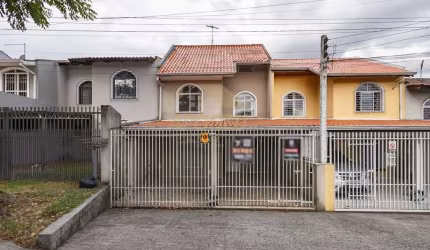 Sobrado para Venda em Curitiba, Bairro Alto, 3 dormitórios, 2 banheiros, 2 vagas