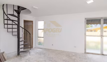 Sala Comercial para Venda em Curitiba, Portão, 1 dormitório, 1 banheiro, 1 vaga