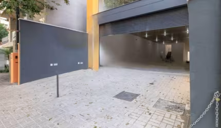 Ponto comercial de 615m² para locação na rua Alves Guimarães - Pinheiros/Jardim América