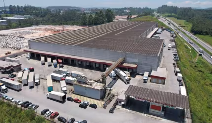 Galpão/CD de 29.769m² para locação, com área frigorificada e área seca de armazenagem, em Maua-SP.