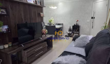 Vende   apartamento  na Liberdade  com três dormitórios  uma suíte uma vaga e lazer completo, próximo metrô são Joaquim SP.