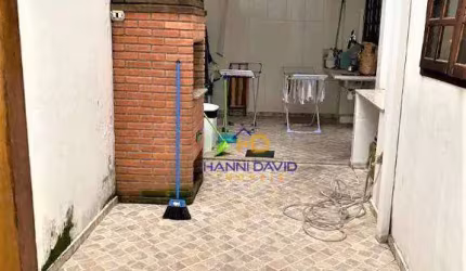 Aceita permuta!!! Casa próxima ao Metrô Santa Cruz ! 3 dormitórios e 2 vagas confira !Confira !