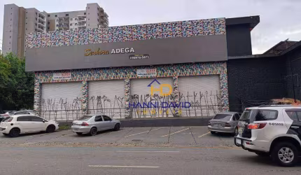Prédio - Ponto comercial de esquina com grande visibilidade - 675m2 - Alameda dos Maracatins