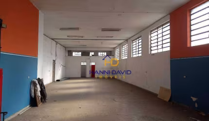 Excelente localização, próximo a Avenida Interlagos!!! Dois amplos salões, 420m².