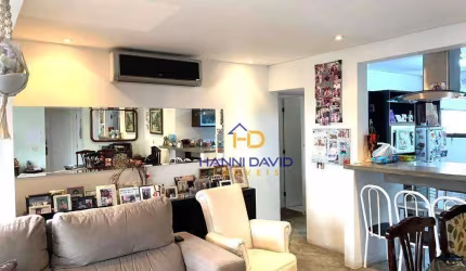 Ao lado dos colégios Eleva , Bandeirantes e São Luiz . Belíssimo apartamento próximo ao Ibirapuera ! 3 Dormitórios e 3 vagas ! Confira !
