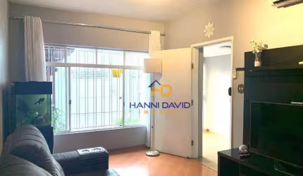 Excelente casa de 153m² no Jardim Aeroporto ! 2 dormitórios, 3 salas e 3 vagas! Confira !